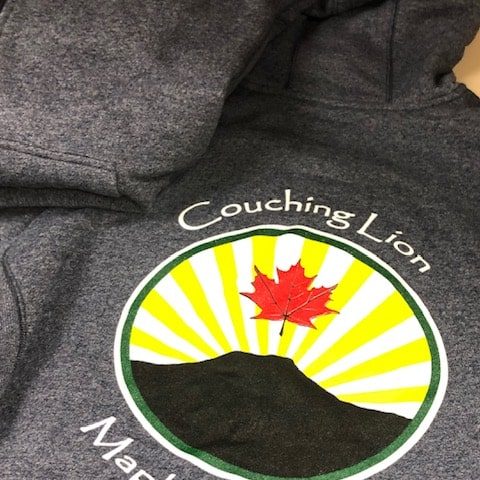 Apparel Couching Lion Zip